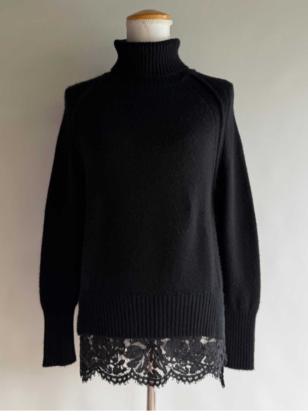 Brochu Walker Cashmere Blend Lace Layered Turtleneck Sweater - sz S